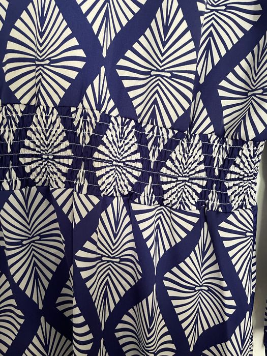 Нова рокля Maje