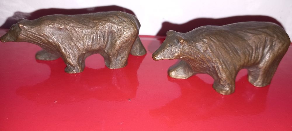 Figurine vechi din bronz