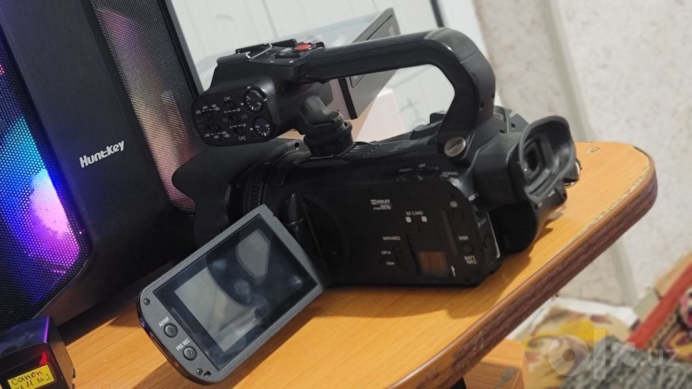 Canon xa 11 sotiladi