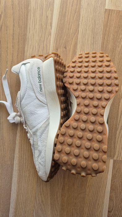 New Balance 327 / Дамски