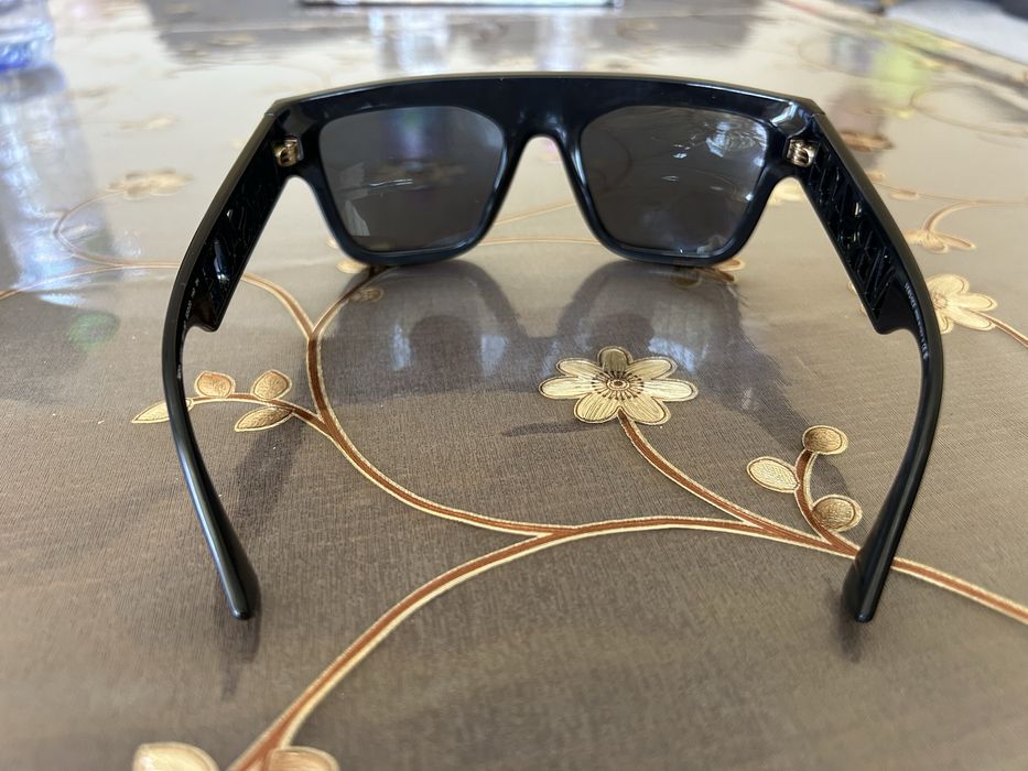 Слънчеви очила Versace