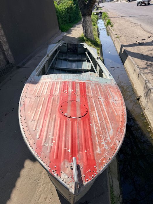 Продам лодку казанку