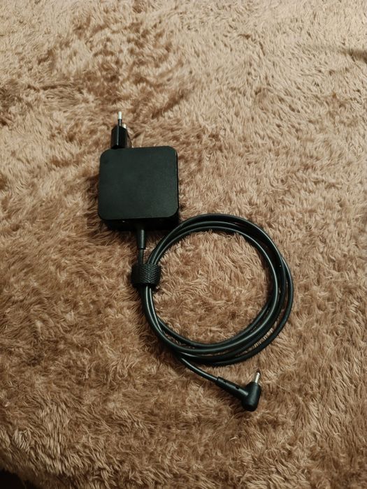 Laptop ASUS R540L (i3, 4GB RAM) - Pentru piese / recondiționare (Defect)
