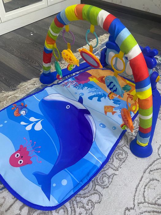 Продам игровой коврик для малыша +0