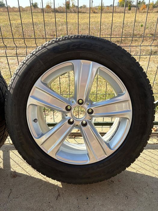 Jante Mercedes 18 cu anvelope Pirelli Scorpion 235/60 r18 iarna