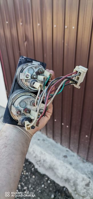 Ceas ulei și apa dacie