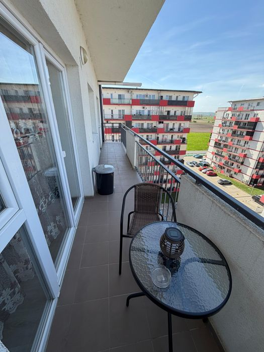 Inchiriez apartament