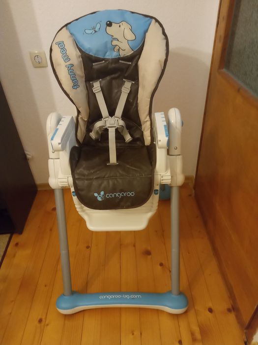 Детско столче за хранене.