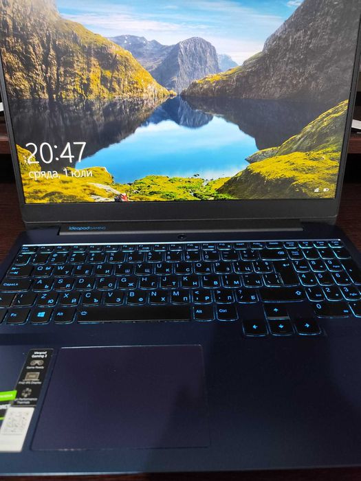Lenovo IdeaPad Gaming 3 15.6" i5-10300H GTX 1650 16GB 512GB SSD