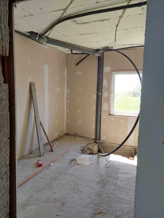 Casa P+M  semifinisat S construita la sol 182 mp + teren 2452 mp