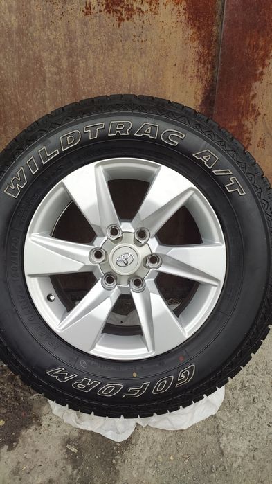 Диски с шинами на Прадо