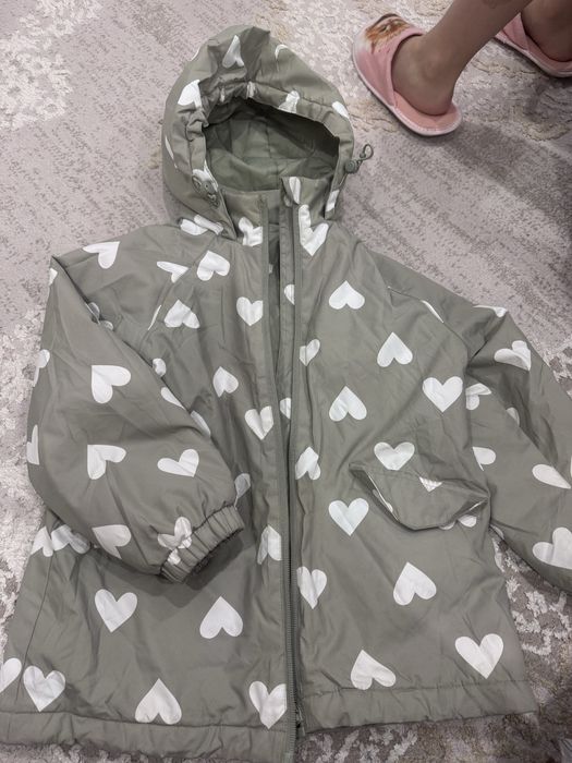 Продам детские куртки