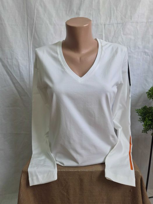 1бр-5.99€ 2бр-9.99€ BANANA REPUBLIC дамска блуза, V-деколте, дълъг ръкав, р-р M