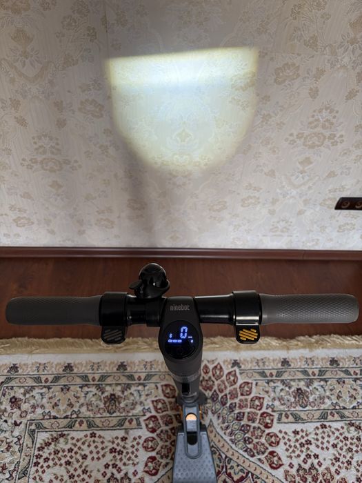 Электросамокат Ninebot KickScooter E25
