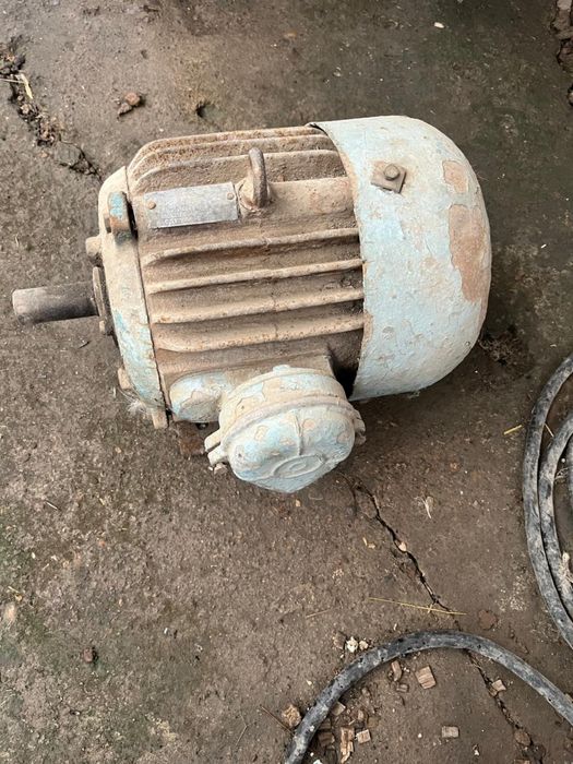 Электродвигатель