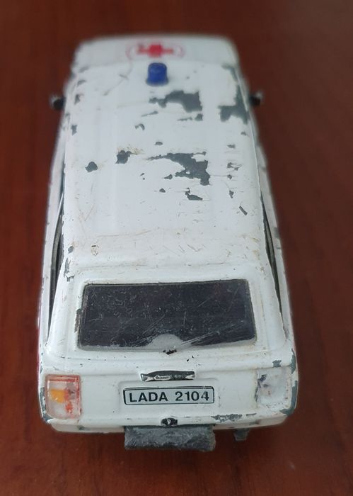 Машинка коллекционная  Медслужба