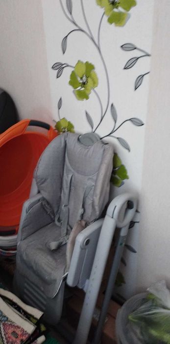 Стол за хранене за дете до 2 години