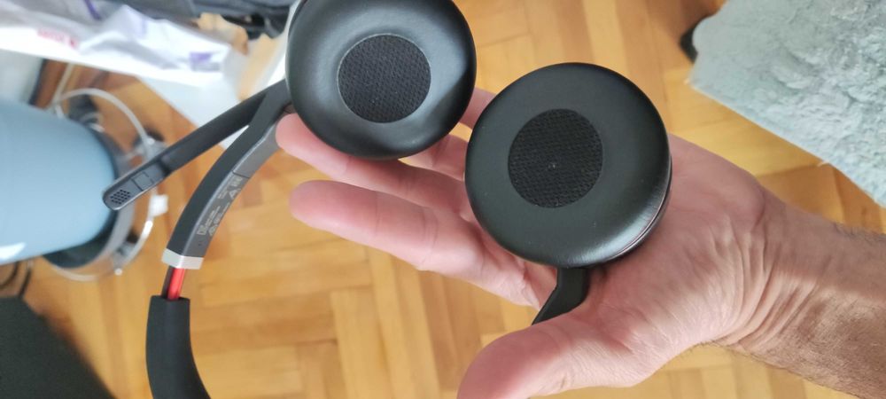 casti Jabra Evolve 75, jabra evolve 65II, plantronics  voyager focus 2