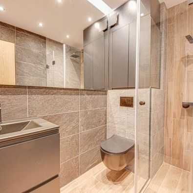 Продаваме Тристаен Апартамент В Красна поляна 1