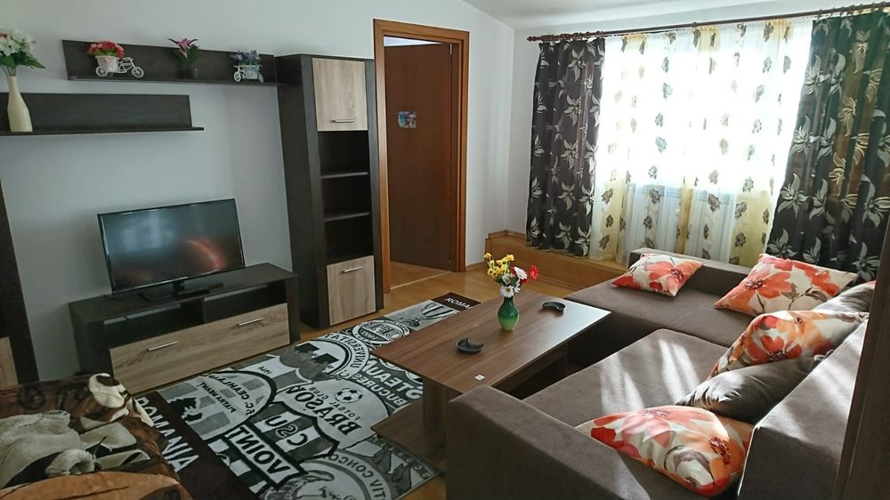 Vand apartament 3 camere, 60mp, mansarda Constanta, Piata Brick