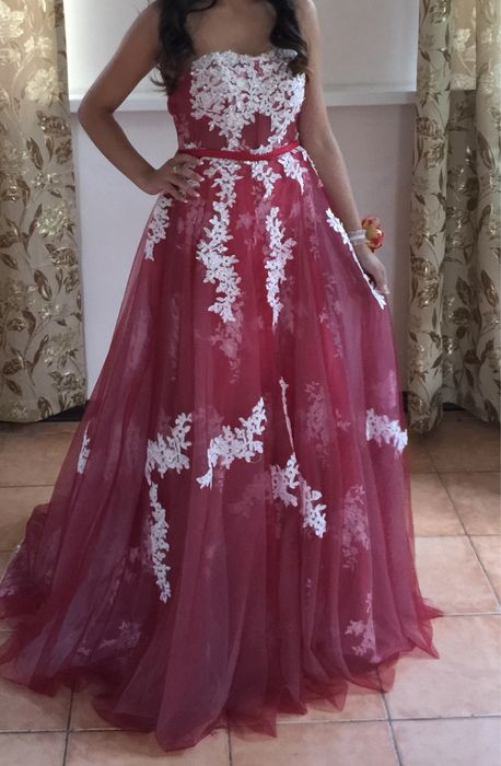 Платье вечернее