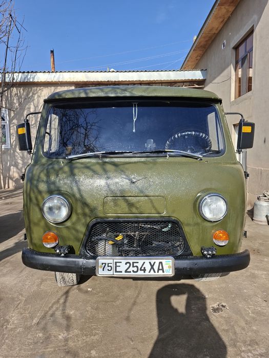 Уаз юк машинаси сотилади