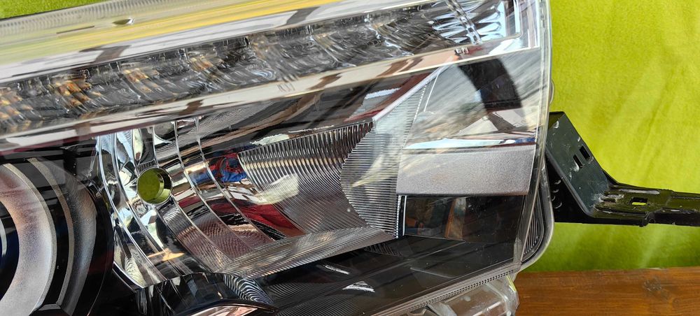 Фар за Toyota Hilux led / Тойота Хайлукс лед