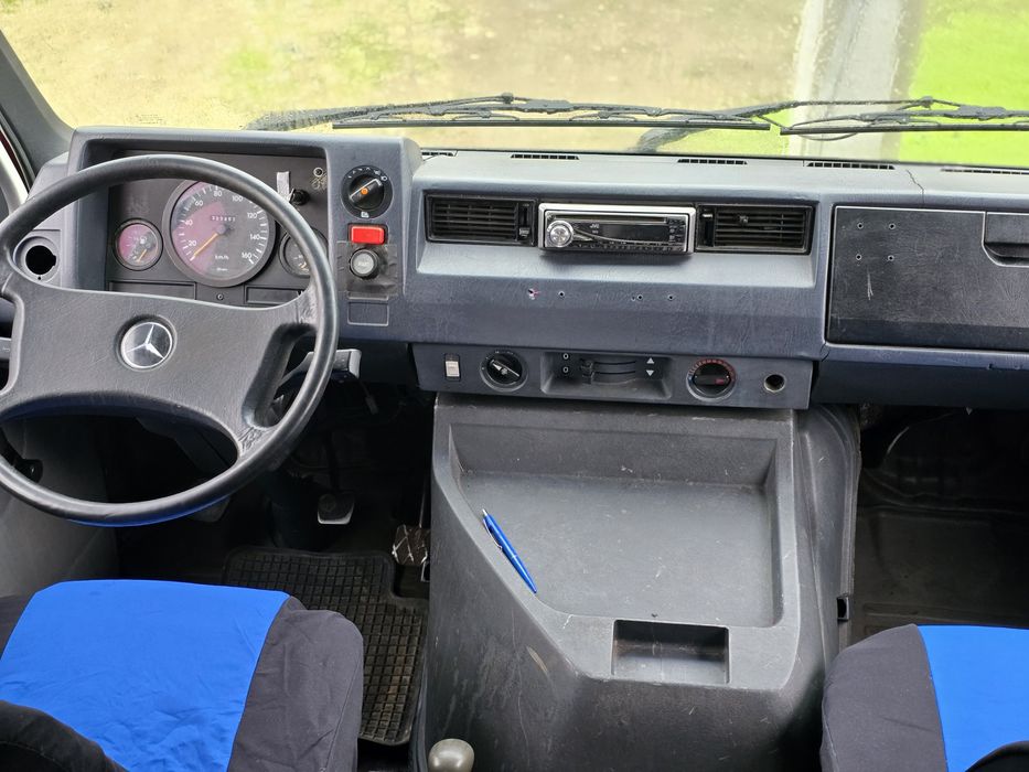 Мобилна кухня самоходна (кемпер)