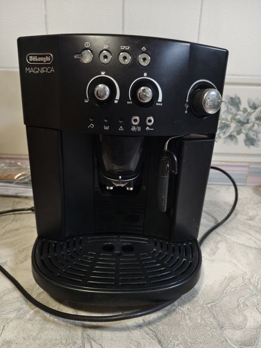 Автоматическая кофемашина