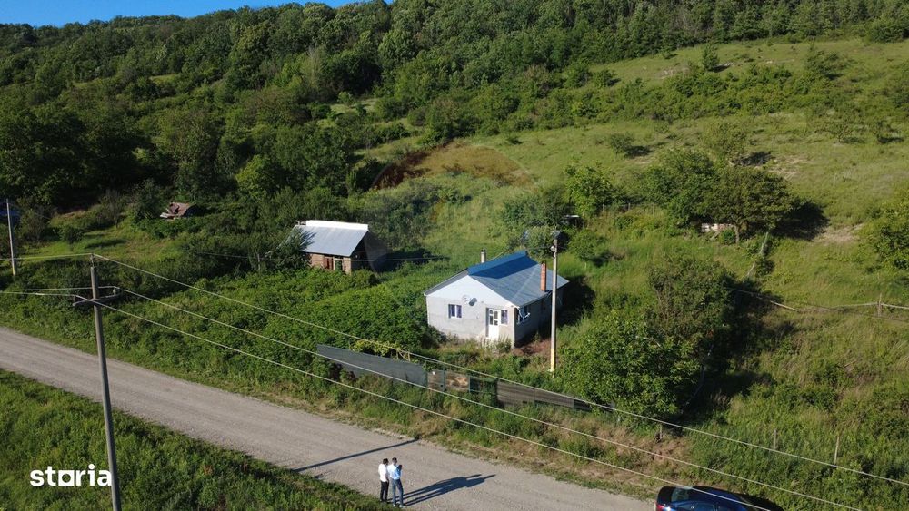 Casa de vanzare in Vultureni