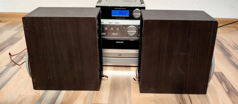 Radio casetofon CD Philips Micro Hi-Fi System MC145/12