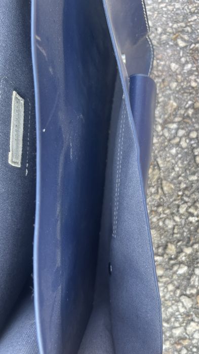 Малка раничка Zara от изкуствена кожа. Подходяща за деца 1-4 клас.