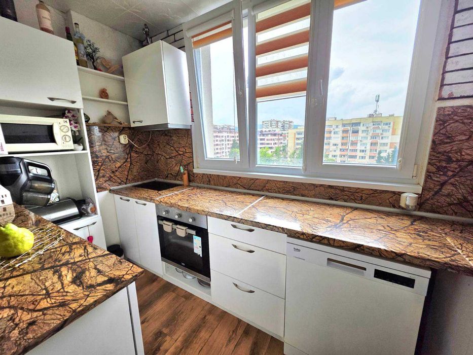 Продава се Тристаен апартамент в Стара Загора, Опълченски - 67 кв.м за 1268 €/кв.м - Снимка #6