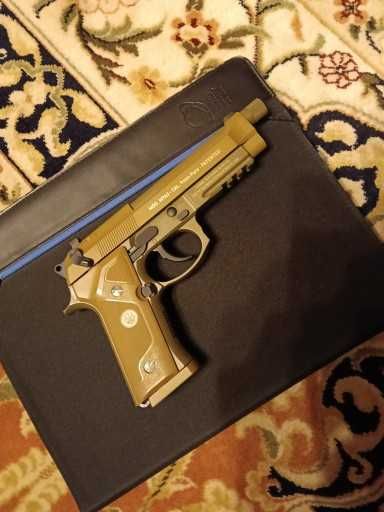 Umarex Beretta M9A3 FDE (CO2) – Пълен комплект + 25 капсули БОНУС