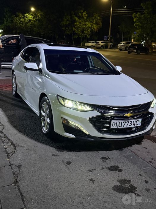 Продам машину Malibu 2 primer