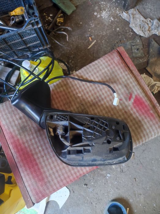 Дясно огледало за Тойота Аурис