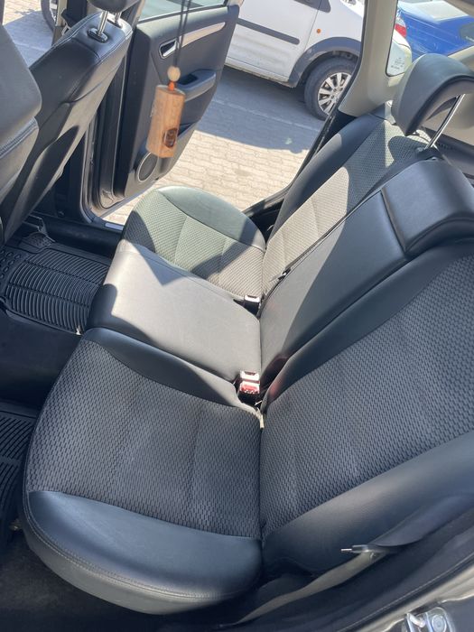 Мерцедес А180  1.9 дизел 109 коня 2010 г