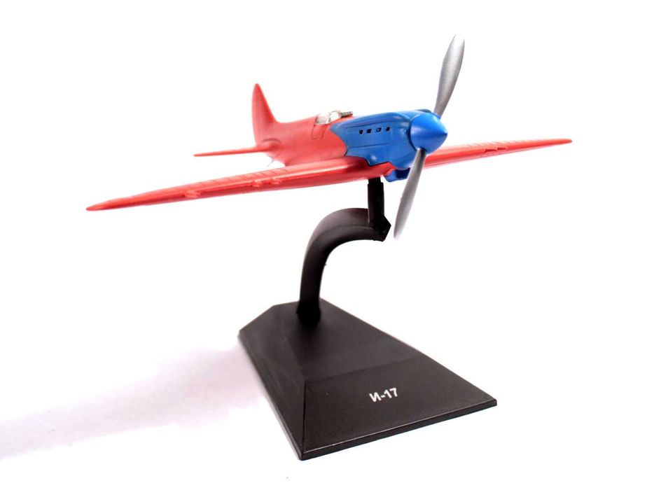 Коллекционнамодель самолета И-17