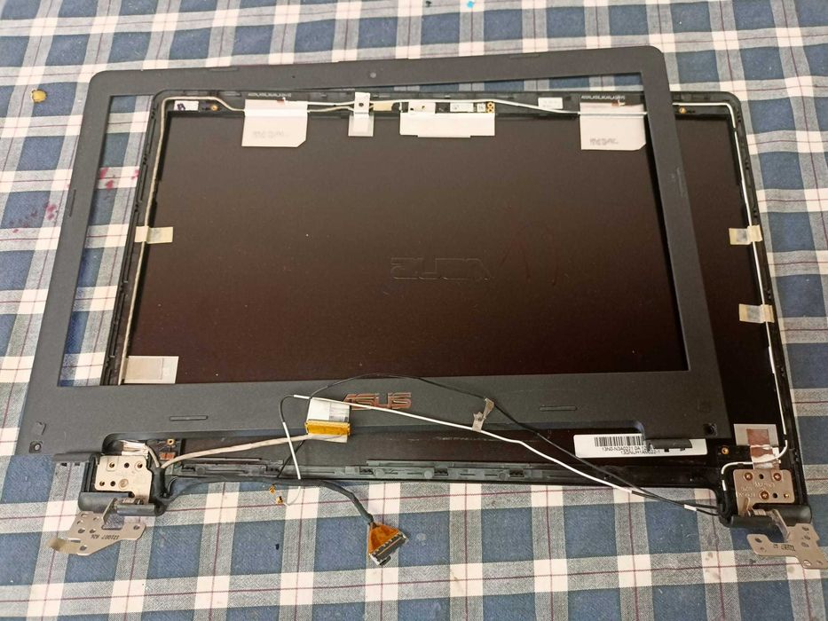 Elemente Asus S550C S56C