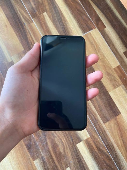 Iphone Xs 64 talik
Yomkost 61% moshinada kop qoyilgandan tushib ketgan