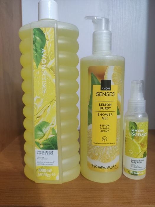 Ser ingrijire corp Senses Avon