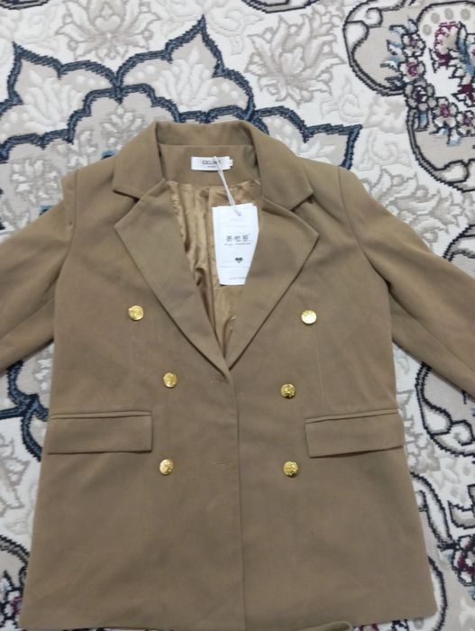 Ayollar kostyum shimi