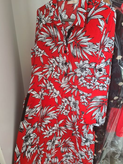 Платья в отличном состоянии