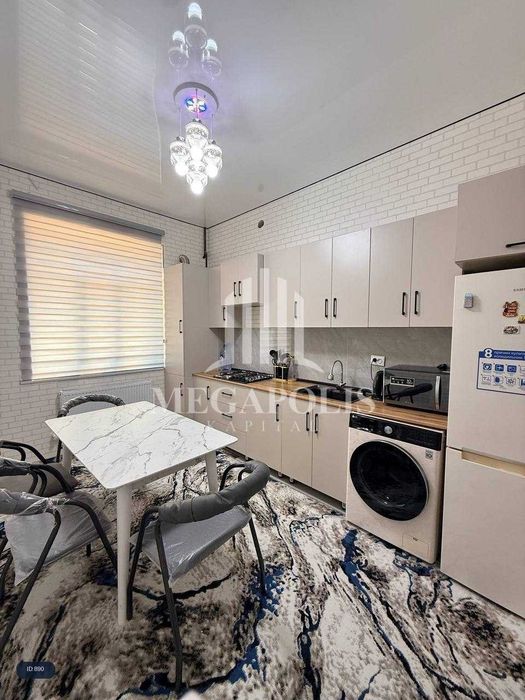BUXORO,MELODIYADA ARZON NARXDA 2 xonali kvartira sotiladi. №890