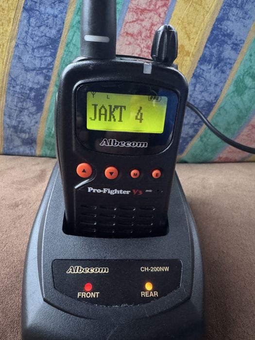 Statie Radio Portabila Albecom PF-100A