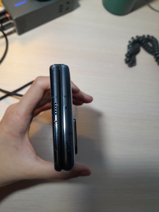 Huawei x mate 2 .