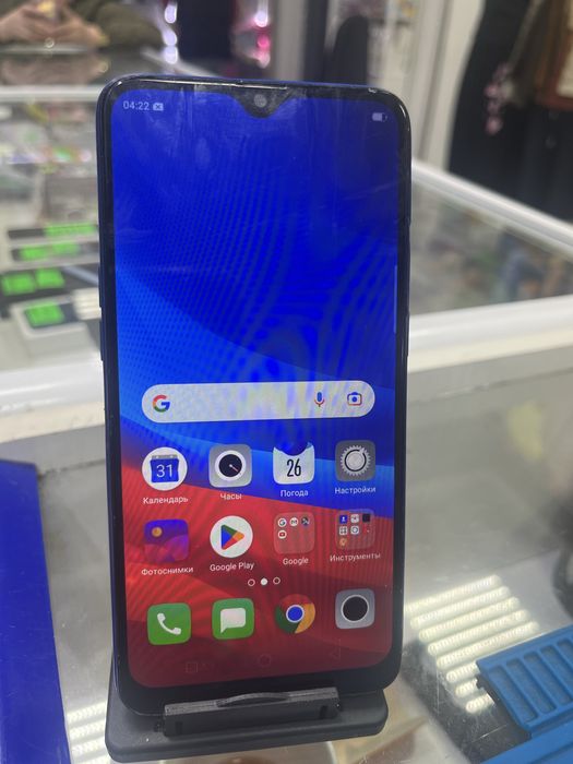 Самсунг      Оппо