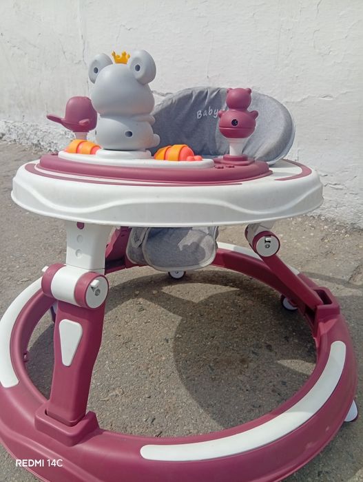 Продам ходунки детские