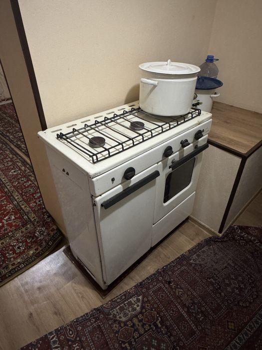 Газ плита +2 балона