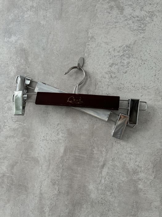 Плечики-вешало брючные